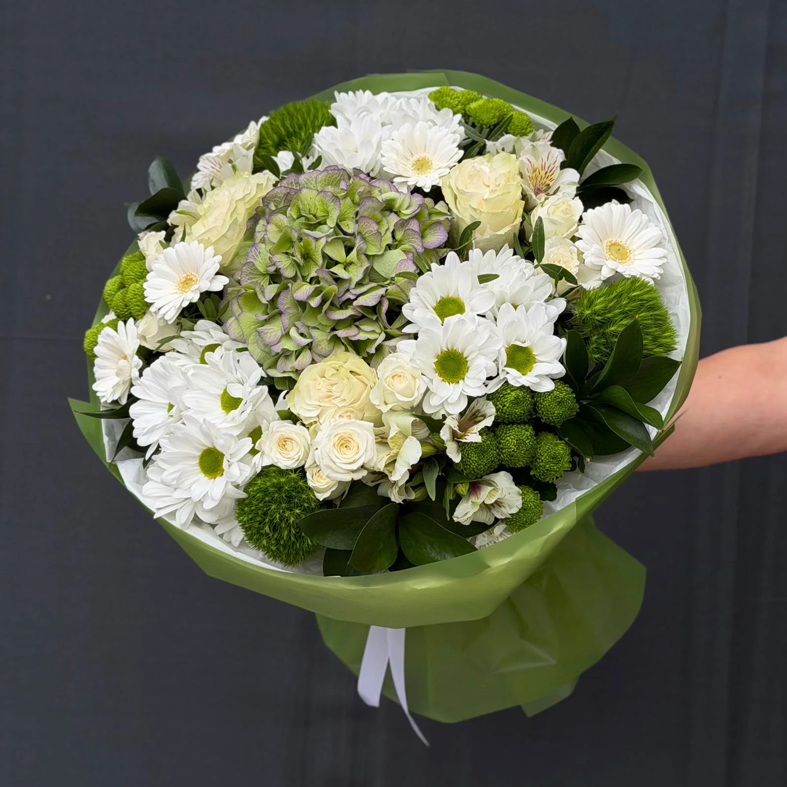 Fresh White end Green Bouquet